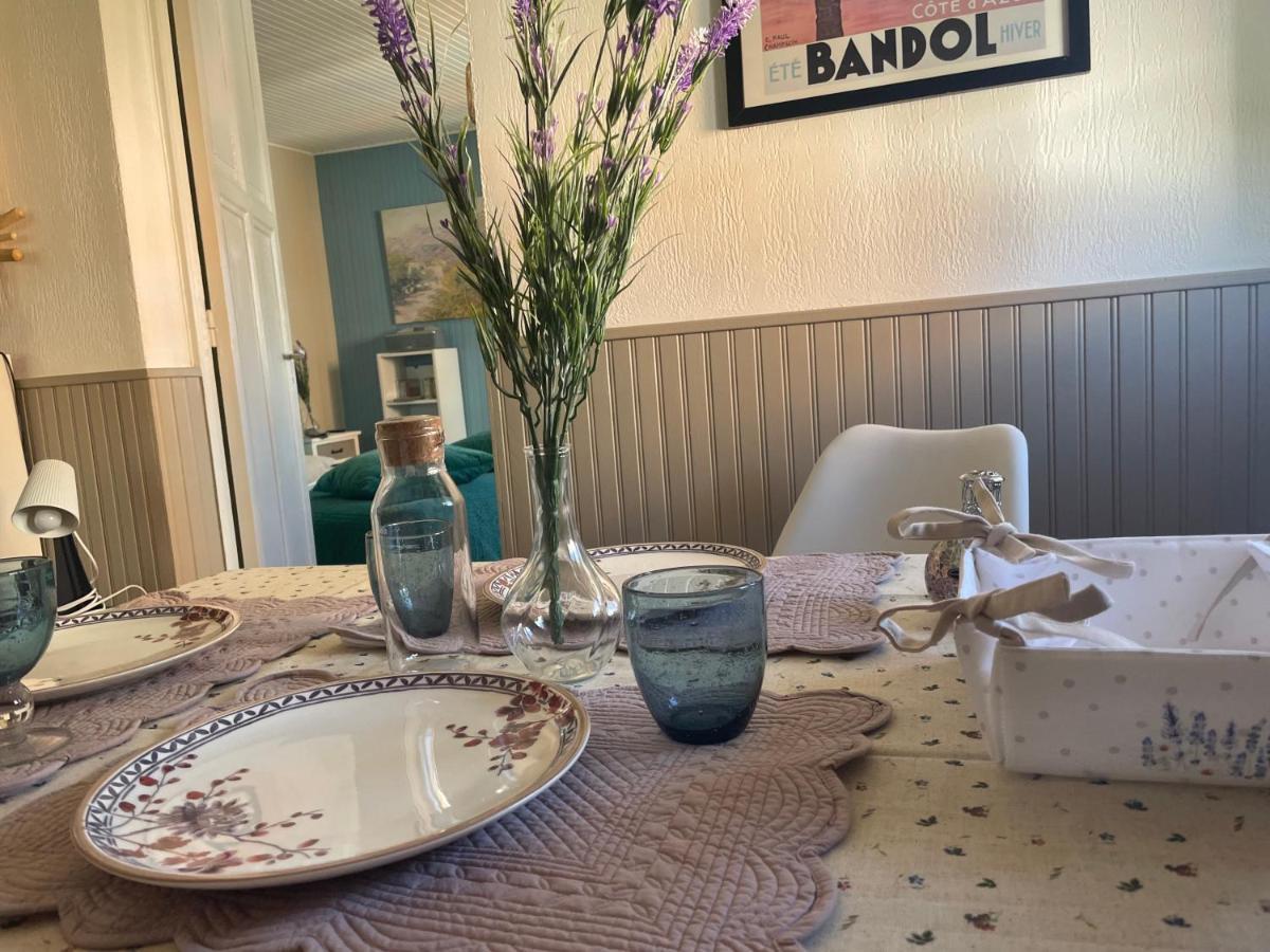 Bandol: Elegant Et Cosy 2 Pieces, Proche Ville Et Plage Kültér fotó